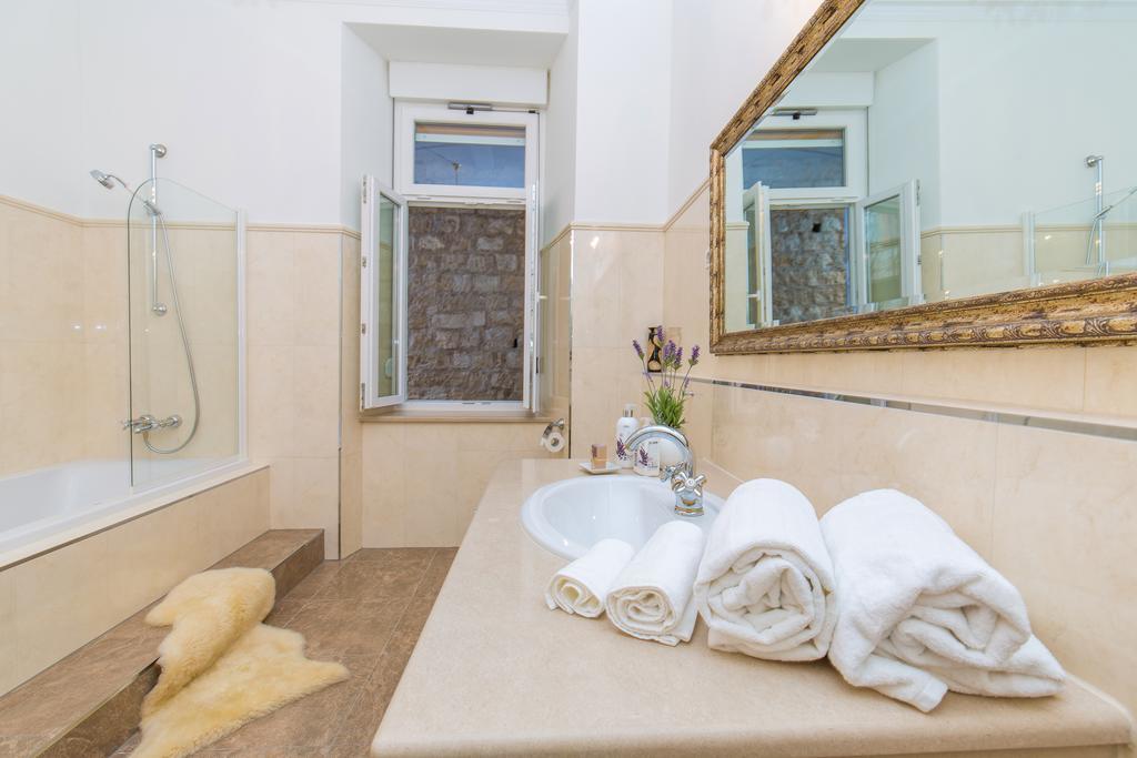 Luxury Seafront Apartment Banje Dubrovnik Ngoại thất bức ảnh